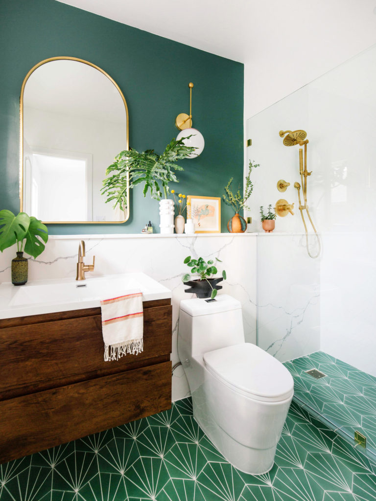 bold bathroom remodel inspiration